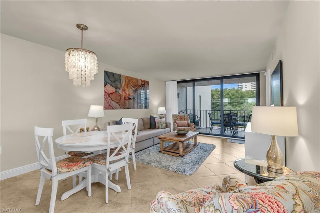 741 Collier Blvd 302, Marco Island, FL 34145-4