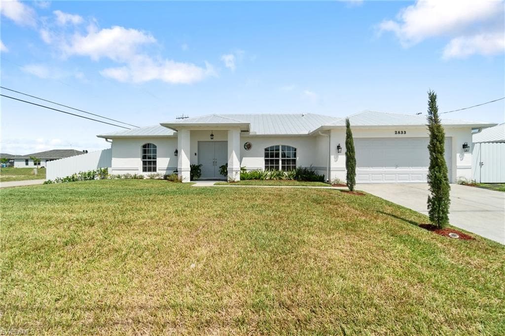 2833 4th Ave, Cape Coral, FL 33993-24