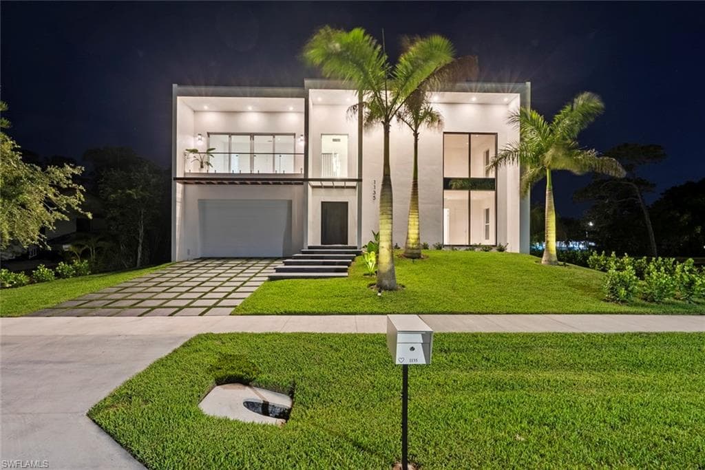 1135 Bluebird Ave, Marco Island, FL 34145-22