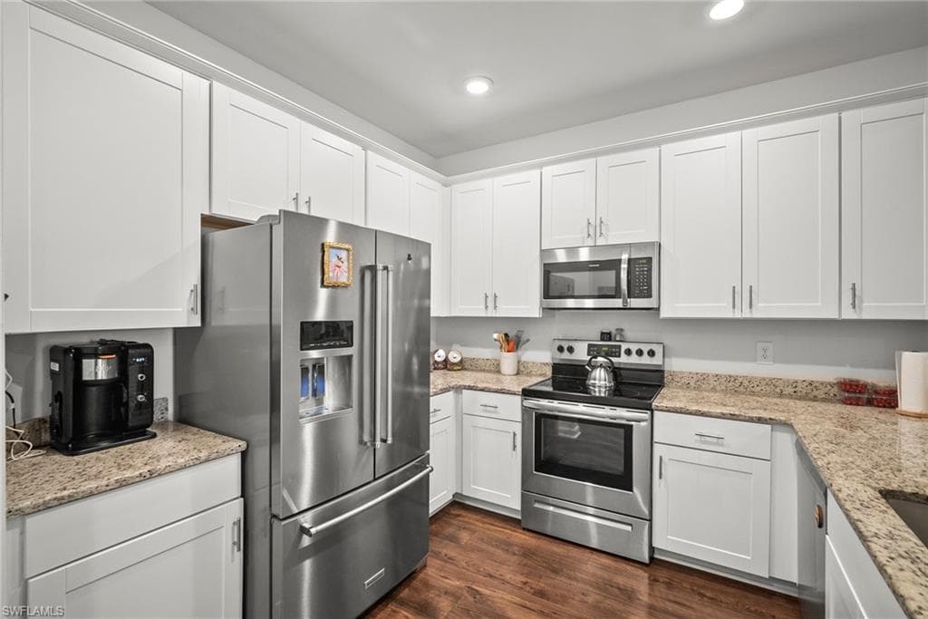 14193 Pine Lodge Ln, Fort Myers, FL 33913-17