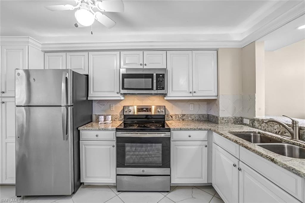 440 Seaview Ct 405, Marco Island, FL 34145-14