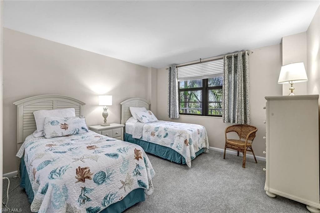 440 Seaview Ct 405, Marco Island, FL 34145-19