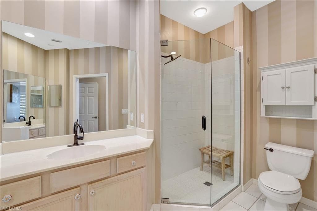 8560 Danbury Blvd 202, Naples, FL 34120-12