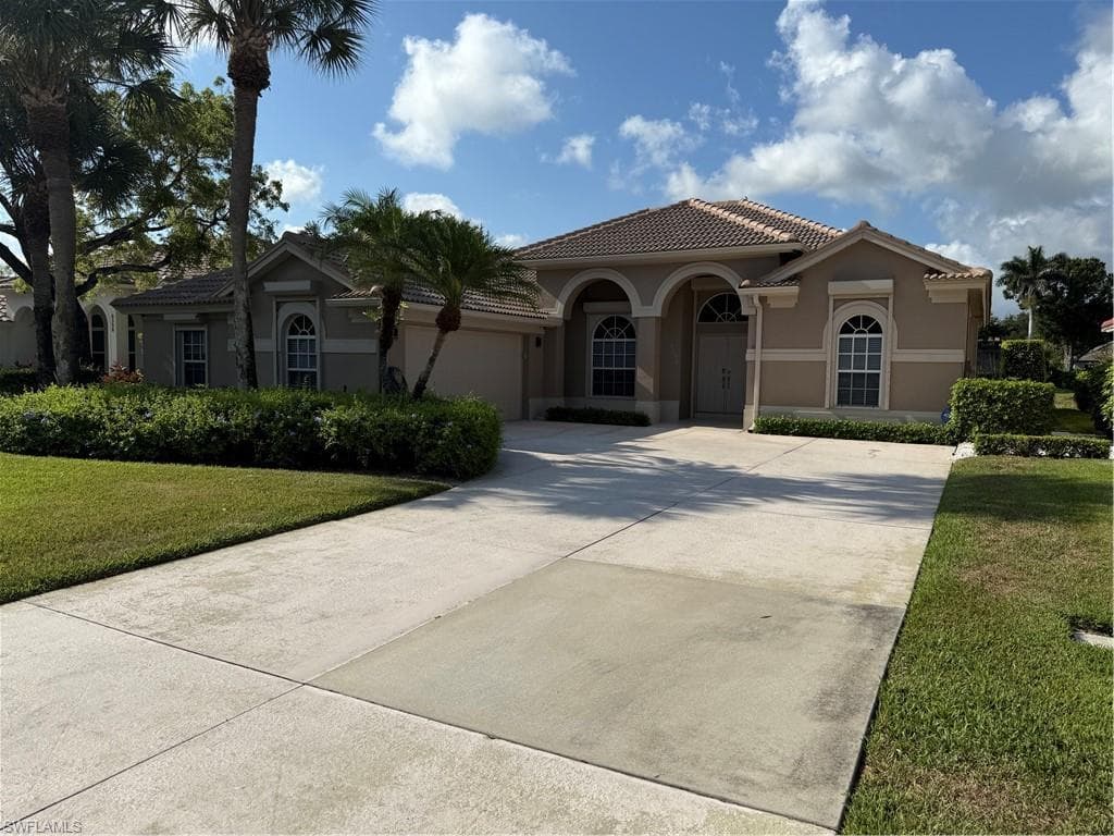 6354 Old Mahogany Ct, Naples, FL 34109-1