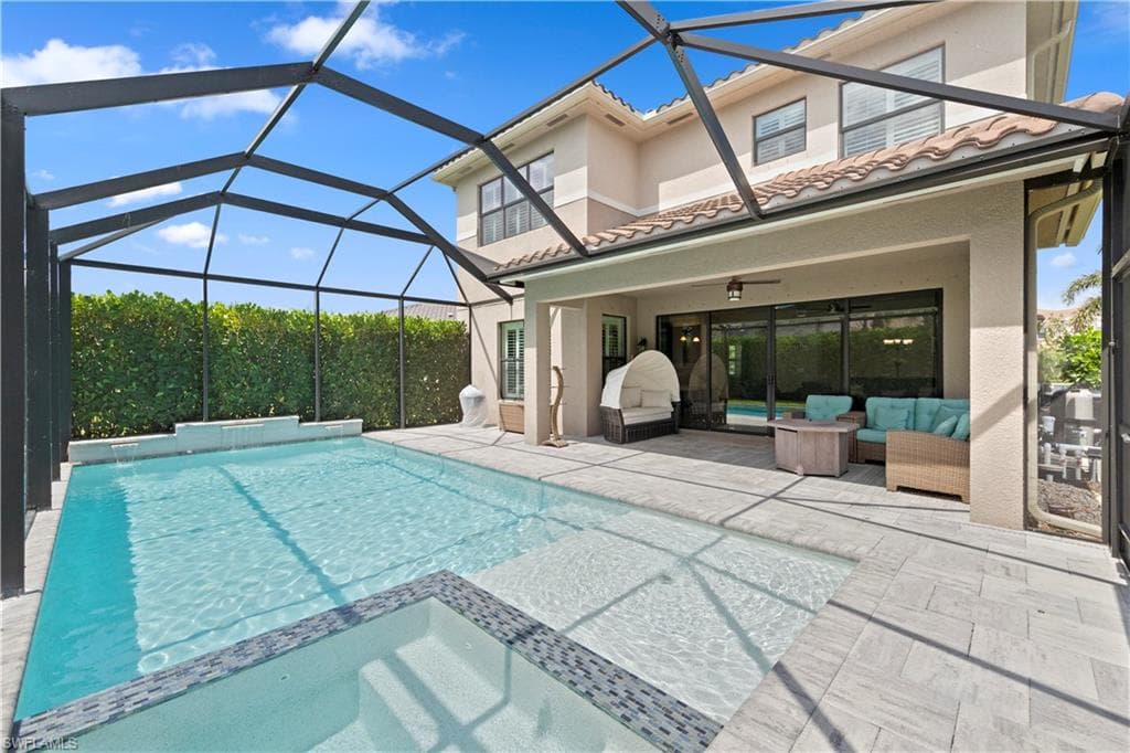 4168 Crescent Ct, Naples, FL 34119-15