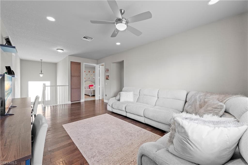 4168 Crescent Ct, Naples, FL 34119-27