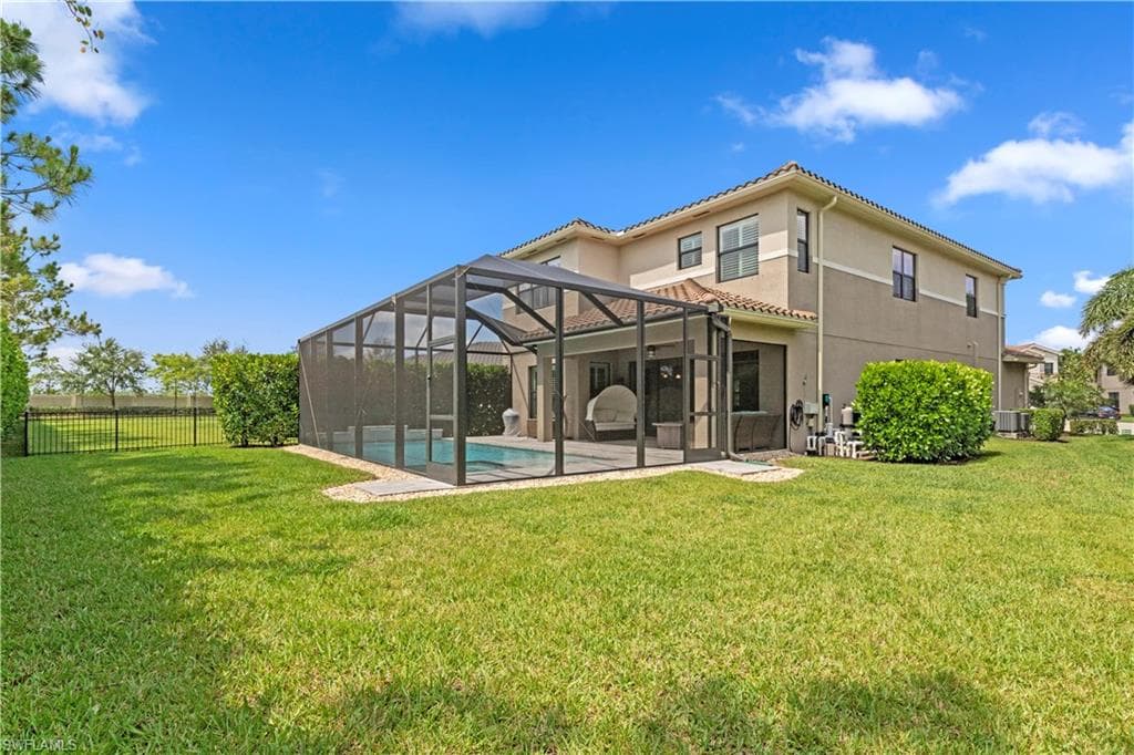 4168 Crescent Ct, Naples, FL 34119-41