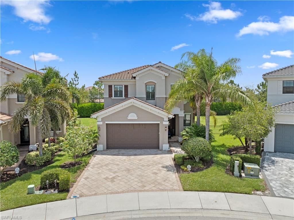 4168 Crescent Ct, Naples, FL 34119-42