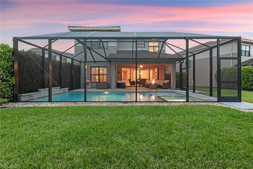 4168 Crescent Ct, Naples, FL 34119-45