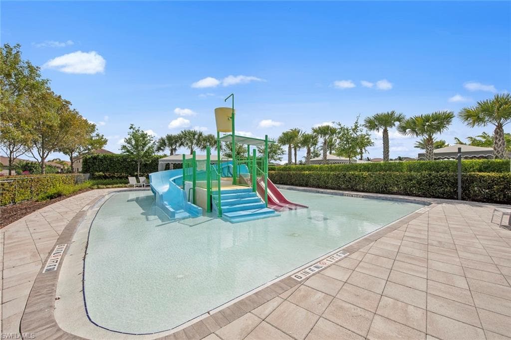 4168 Crescent Ct, Naples, FL 34119-48