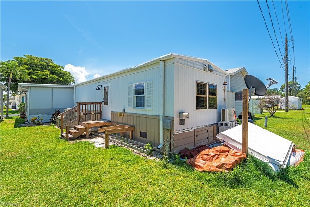 777 Walkerbilt Rd 34, Naples, FL 34110-12