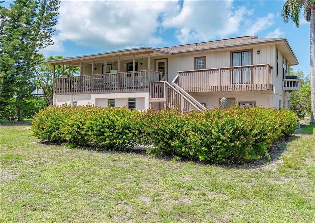 617 Somerset Ct, Marco Island, FL 34145-5