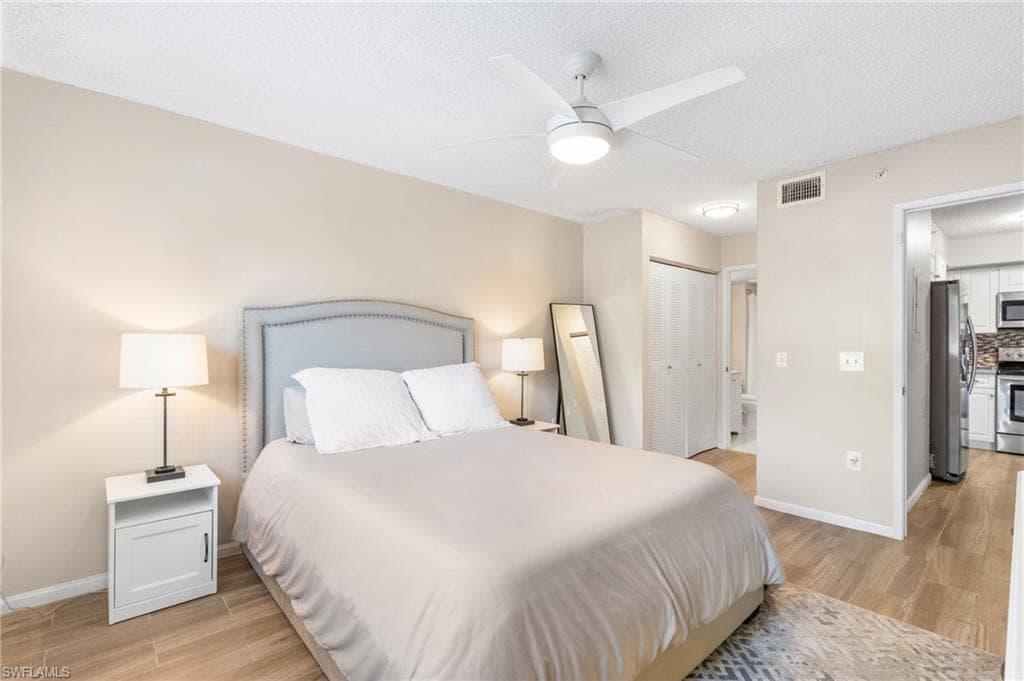 1150 Wildwood Lakes Blvd 203, Naples, FL 34104-14
