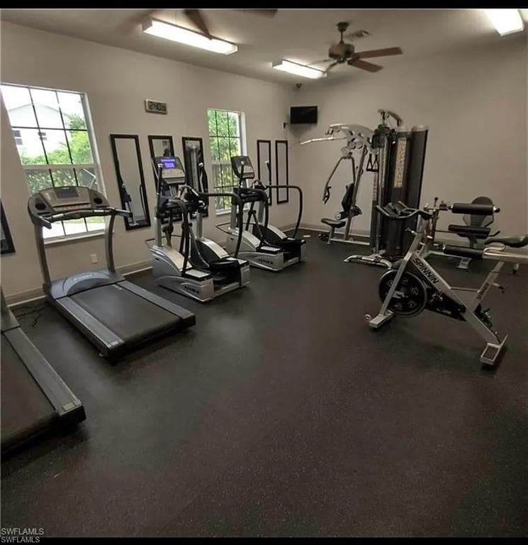1455 Mariposa Cir 202, Naples, FL 34105-40