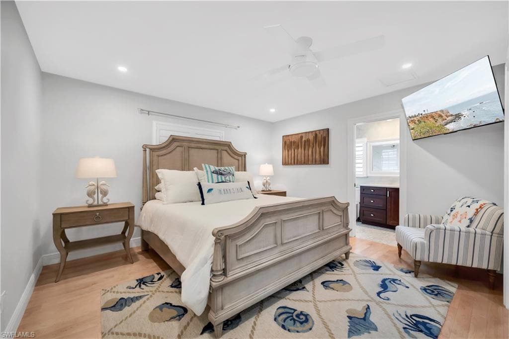 523 107th Ave N, Naples, FL 34108-14