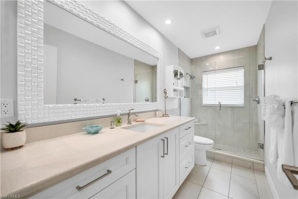 523 107th Ave N, Naples, FL 34108-18