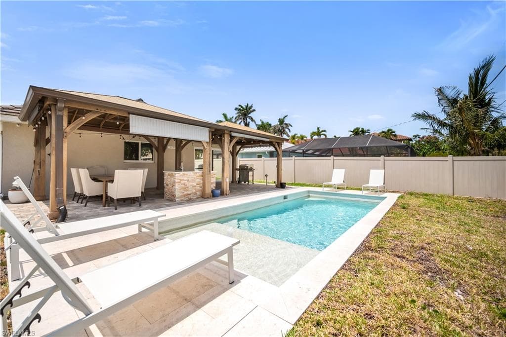 523 107th Ave N, Naples, FL 34108-23
