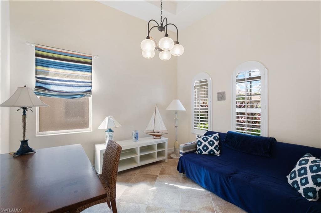 6492 Caldecott Dr, Naples, FL 34113-25