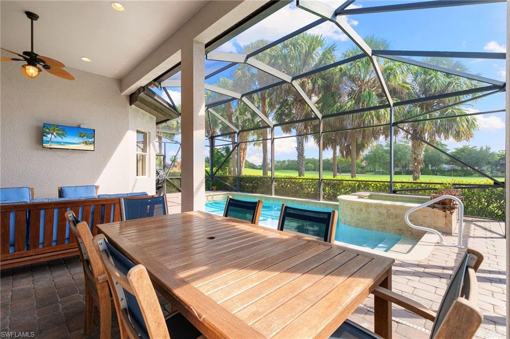 6492 Caldecott Dr, Naples, FL 34113-28