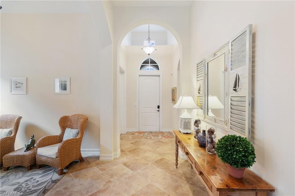 6492 Caldecott Dr, Naples, FL 34113-3