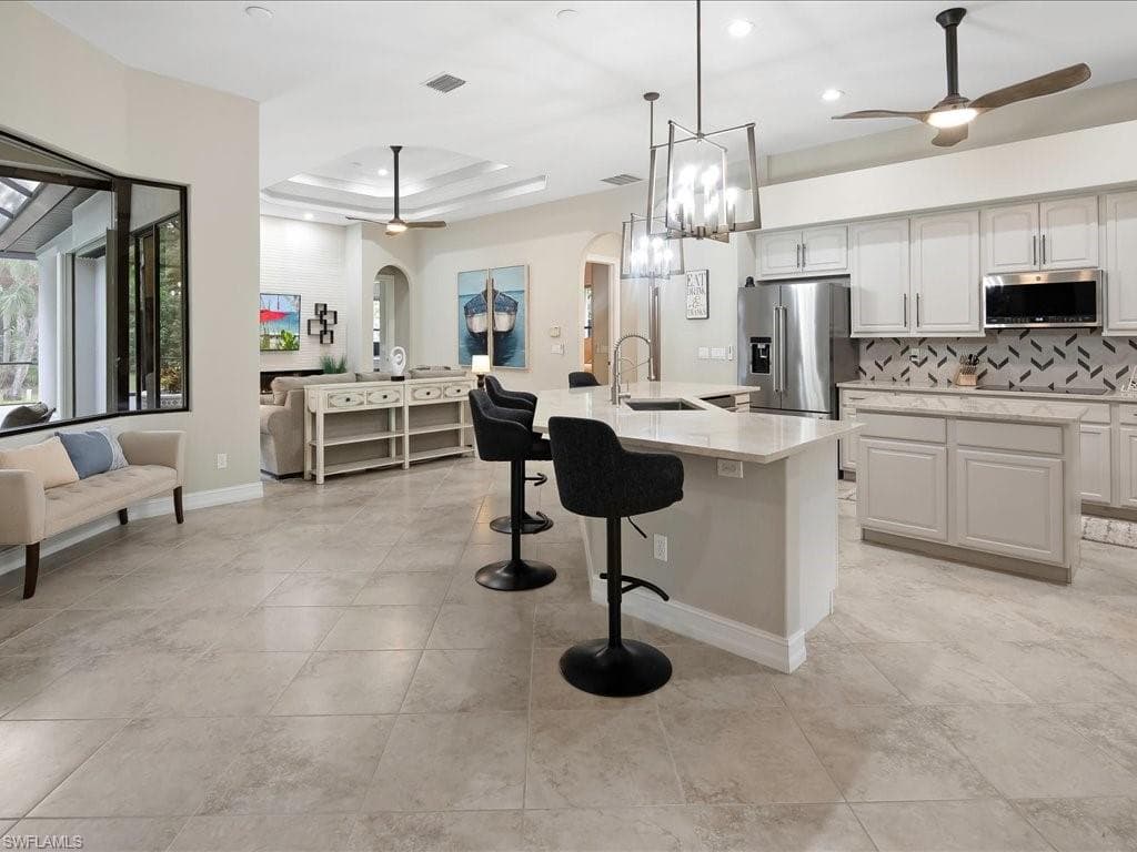 2360 19th St SW, Naples, FL 34117-14