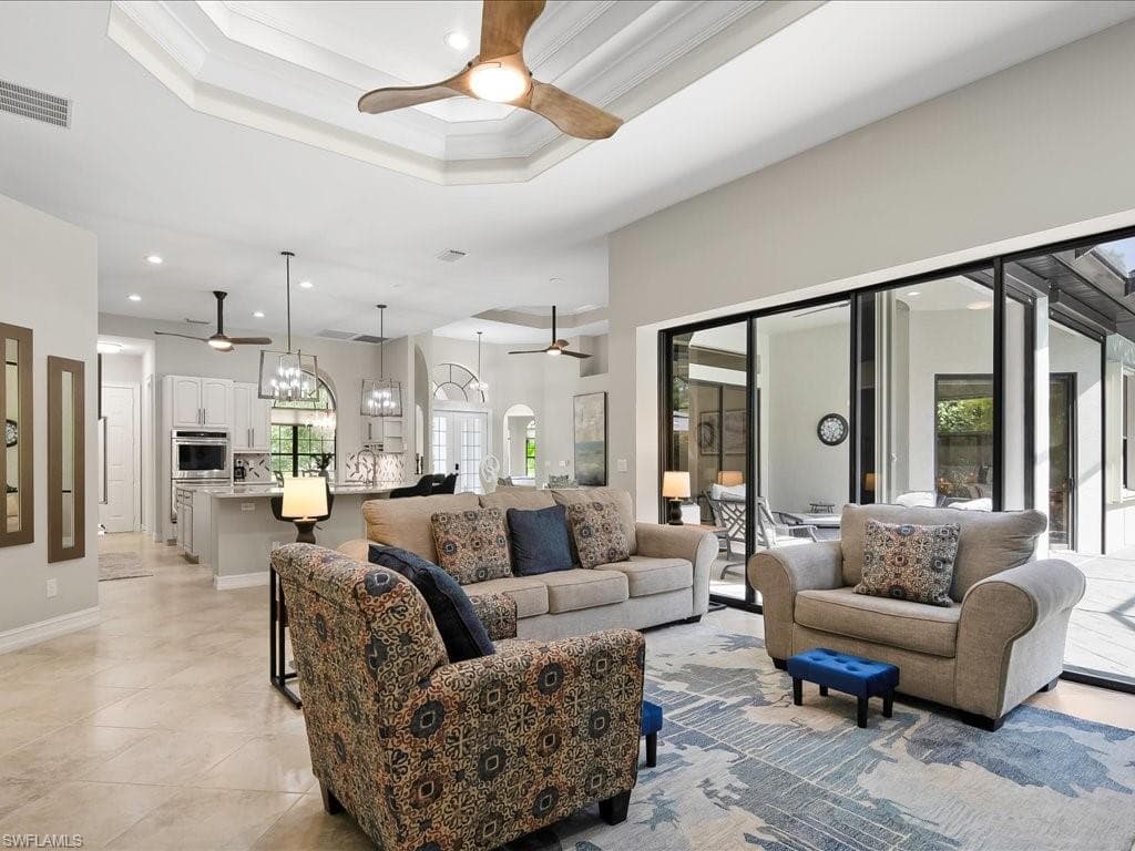 2360 19th St SW, Naples, FL 34117-23