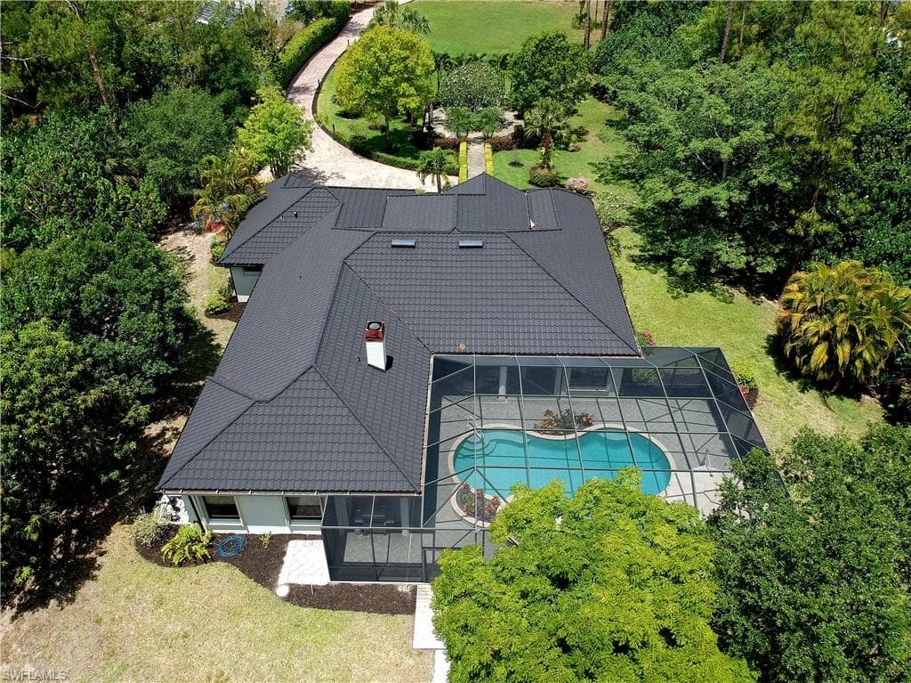 2360 19th St SW, Naples, FL 34117-2