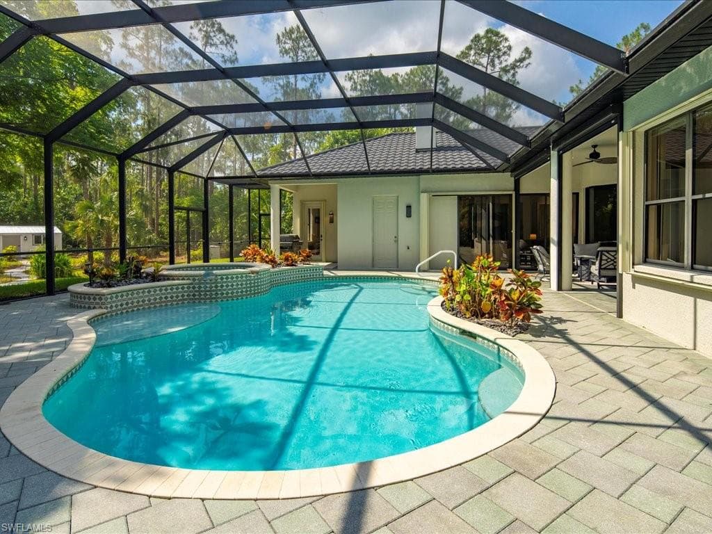 2360 19th St SW, Naples, FL 34117-48