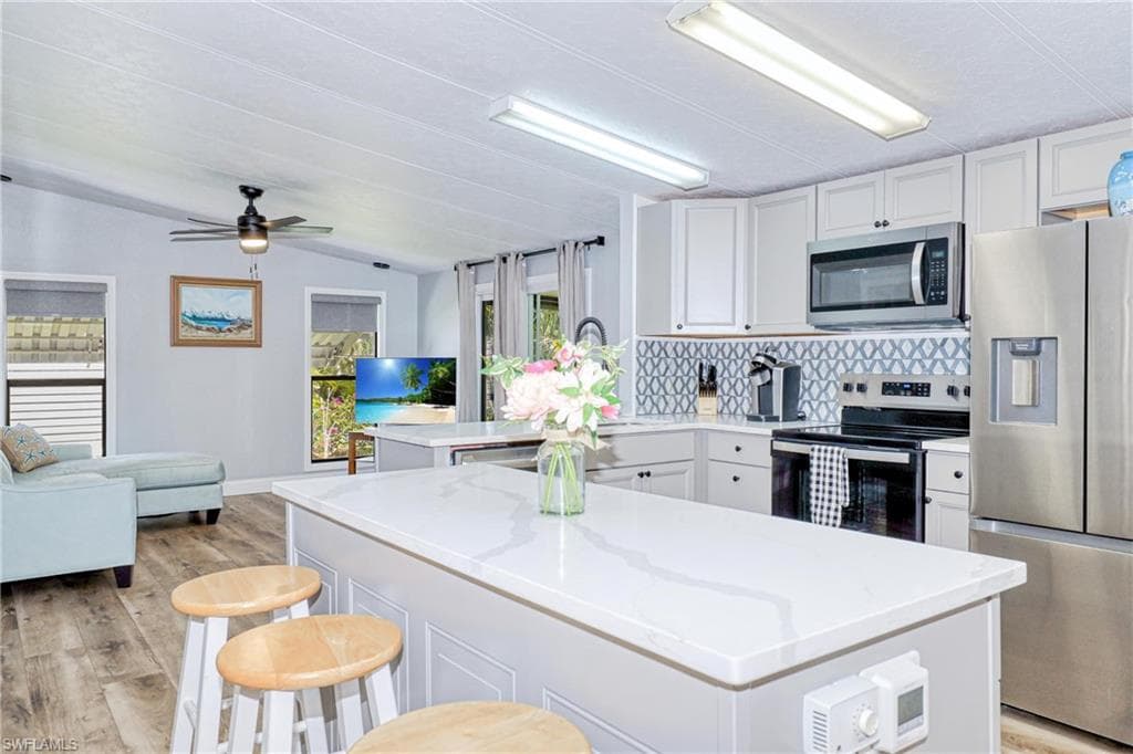 10251 Wales Loop, Bonita Springs, FL 34135-11