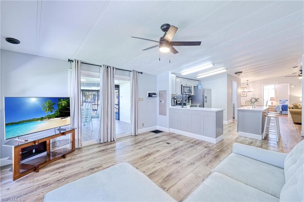 10251 Wales Loop, Bonita Springs, FL 34135-17