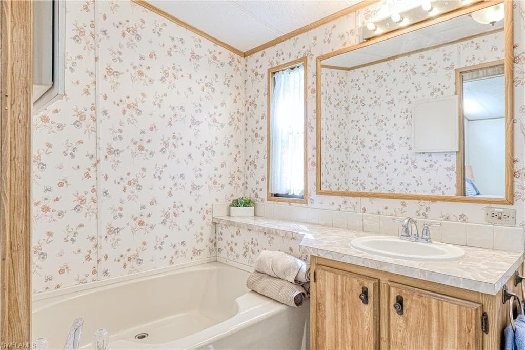 10251 Wales Loop, Bonita Springs, FL 34135-30