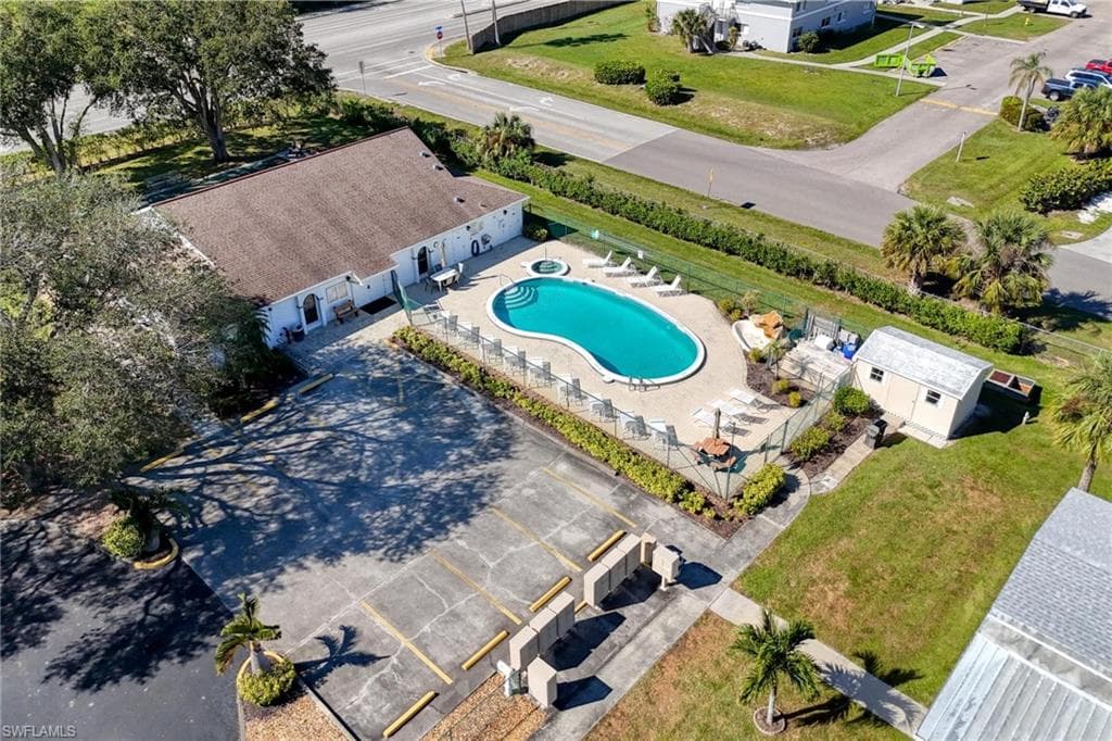 10251 Wales Loop, Bonita Springs, FL 34135-43