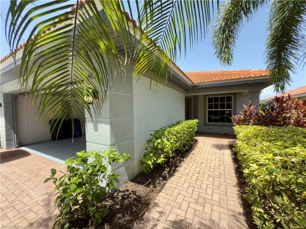 19639 Villa Rosa Loop, Estero, FL 33967-4