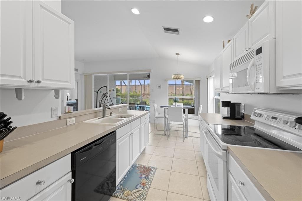 10021 Colonial Country Club Blvd, Fort Myers, FL 33913-17