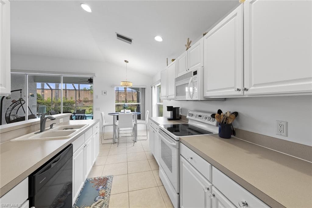 10021 Colonial Country Club Blvd, Fort Myers, FL 33913-18
