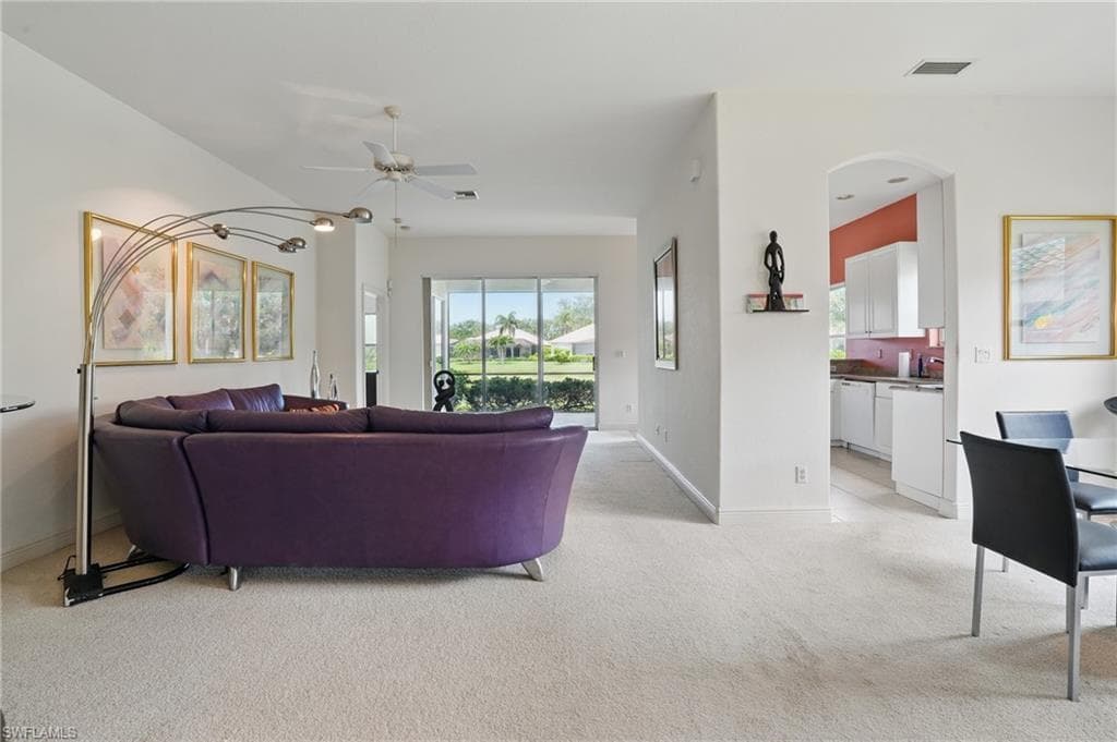 878 Vistana Cir 50, Naples, FL 34119-4