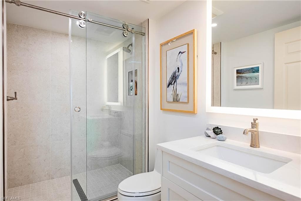 4021 Gulf Shore Blvd N 1103, Naples, FL 34103-16