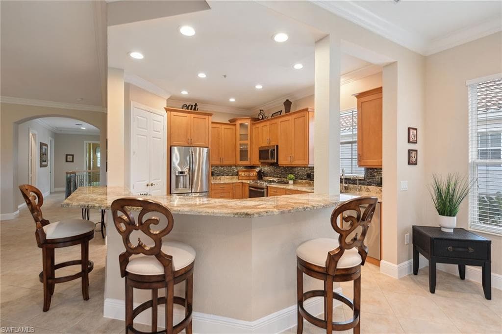 9022 Cascada Way 201, Naples, FL 34114-10
