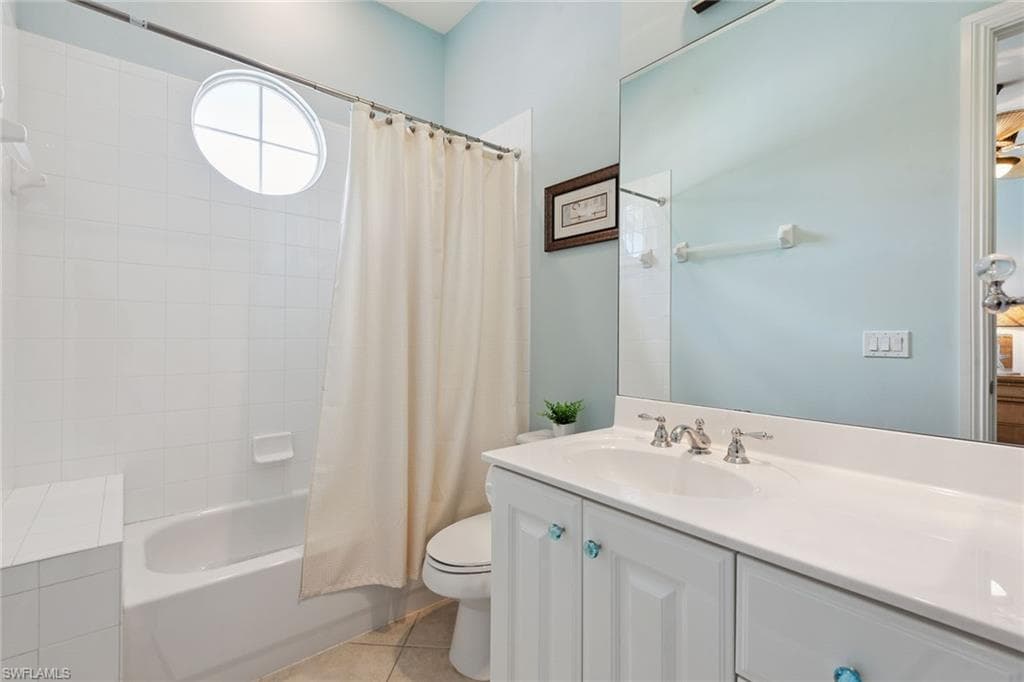9022 Cascada Way 201, Naples, FL 34114-19