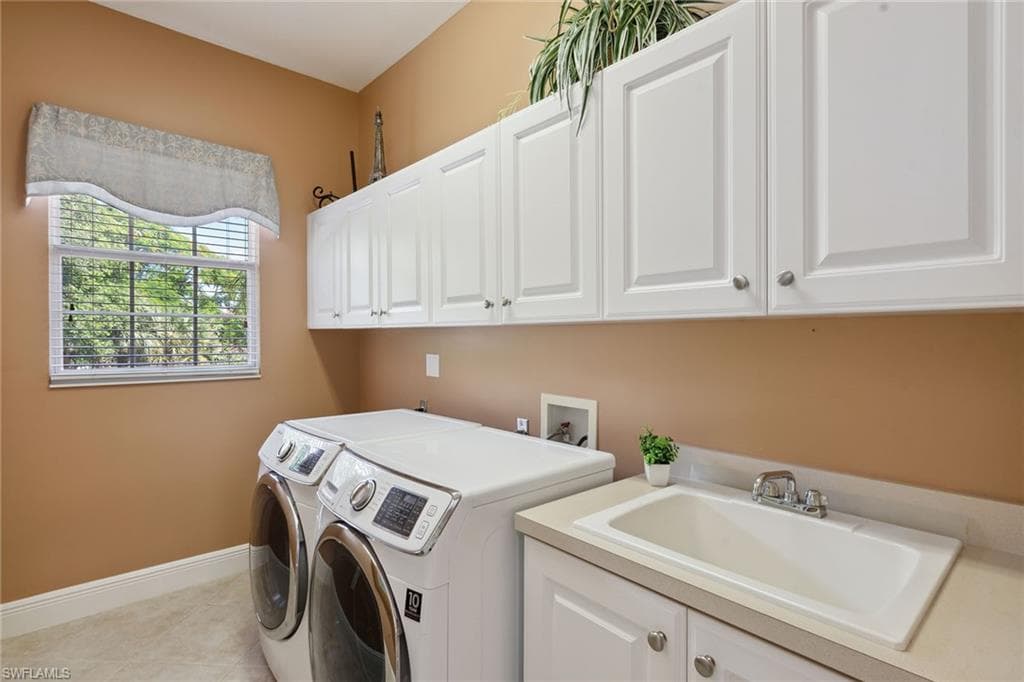 9022 Cascada Way 201, Naples, FL 34114-23
