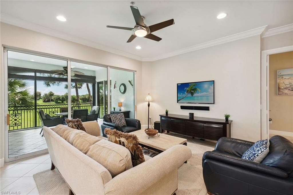 9022 Cascada Way 201, Naples, FL 34114-7