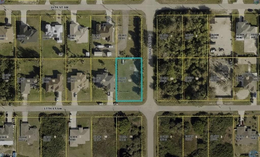 4200 17th St SW, Lehigh Acres, FL 33976-1
