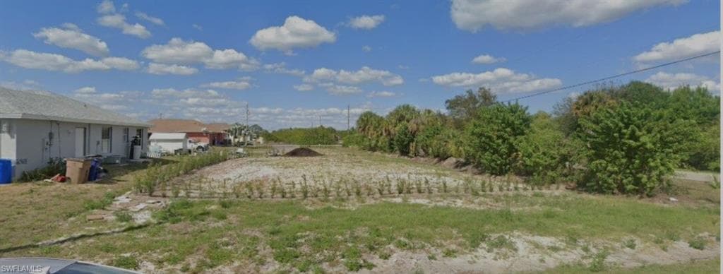 4200 17th St SW, Lehigh Acres, FL 33976-3