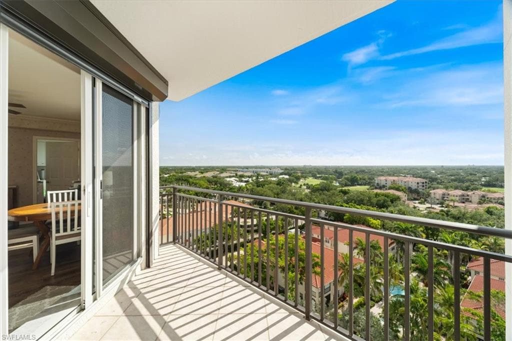 7225 Pelican Bay Blvd 1202, Naples, FL 34108-14
