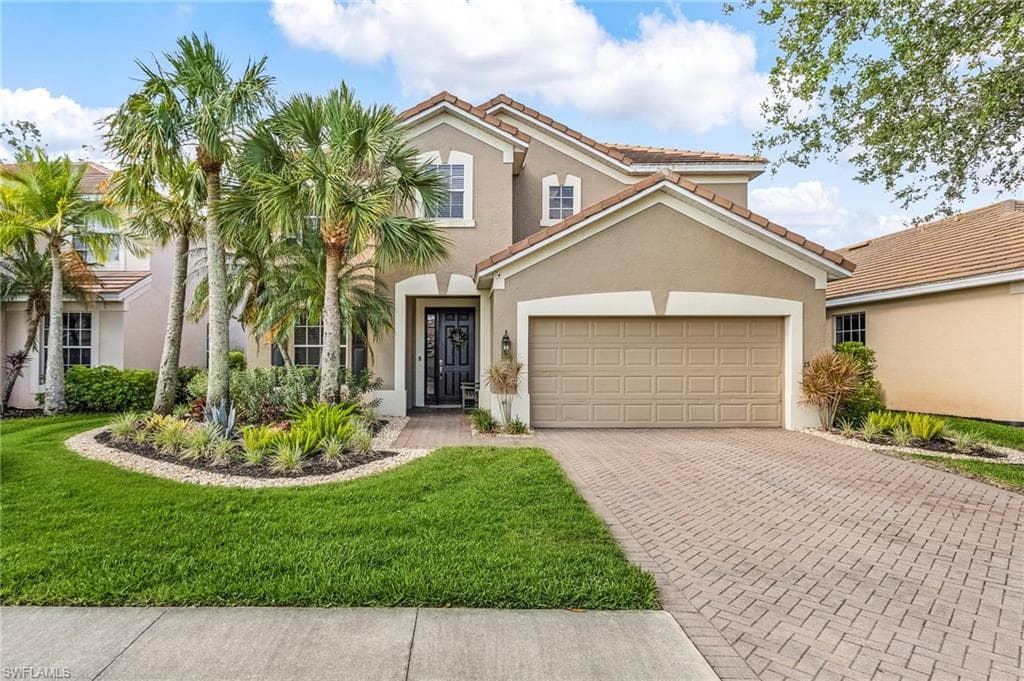 15678 Angelica Dr, Alva, FL 33920-1