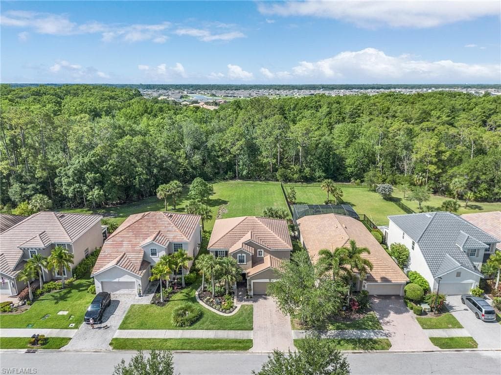 15678 Angelica Dr, Alva, FL 33920-32