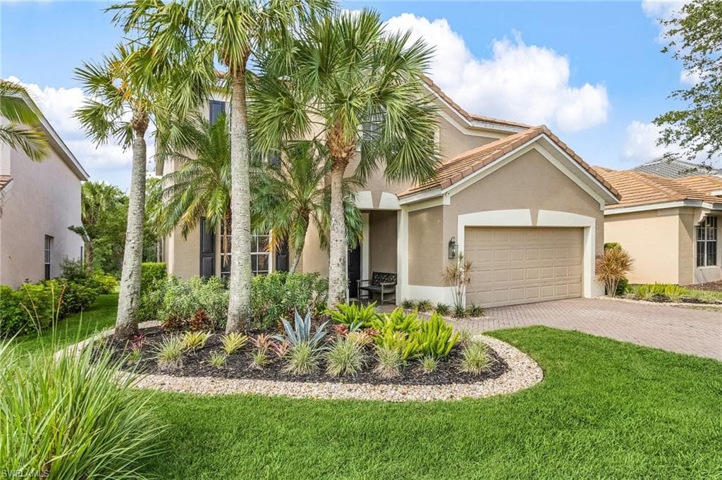 15678 Angelica Dr, Alva, FL 33920-3