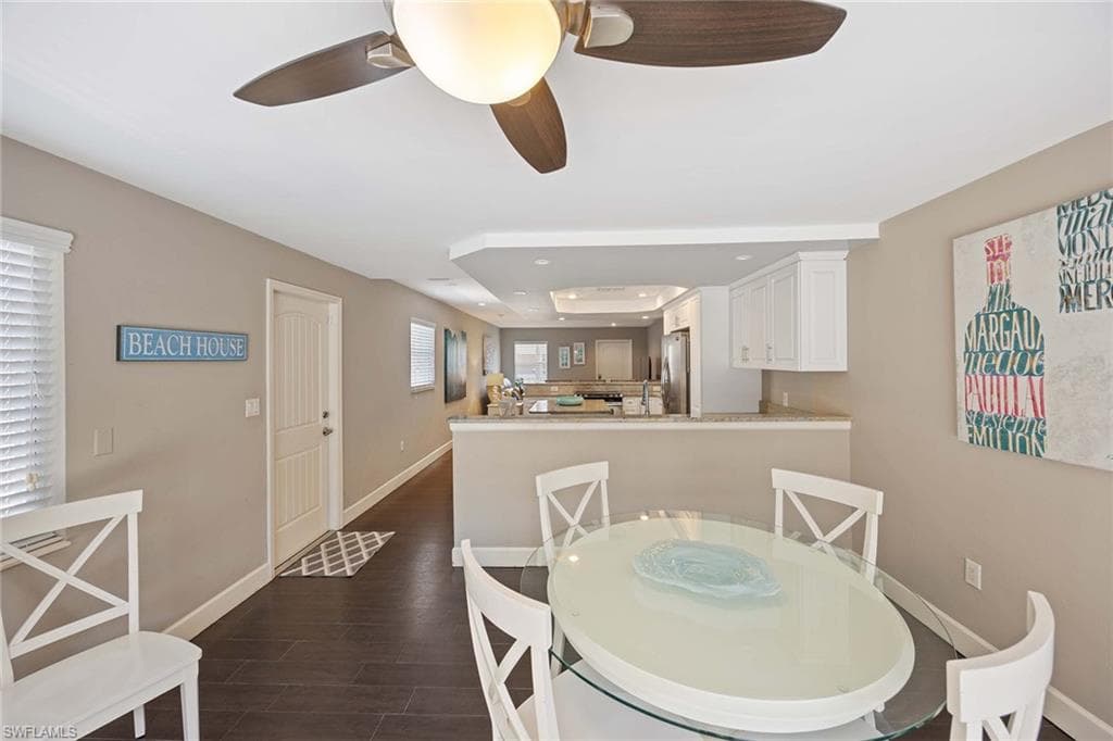 856 104th Ave N, Naples, FL 34108-11