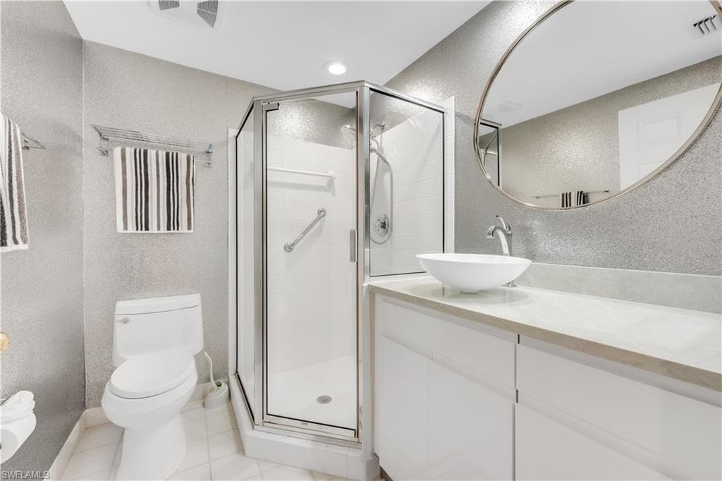260 Barefoot Beach Blvd 203, Bonita Springs, FL 34134-15