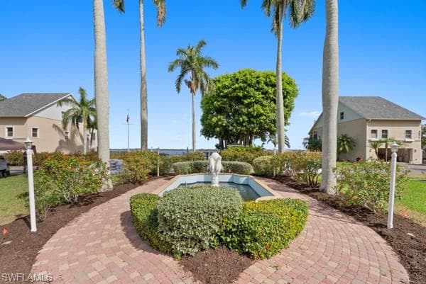 819 James St, Fort Myers, FL 33916-15